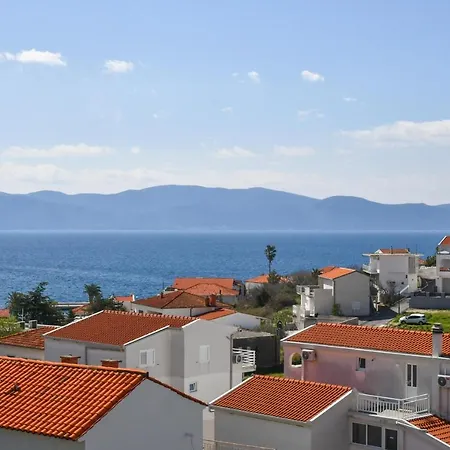 Apartment Delux Angelis 1